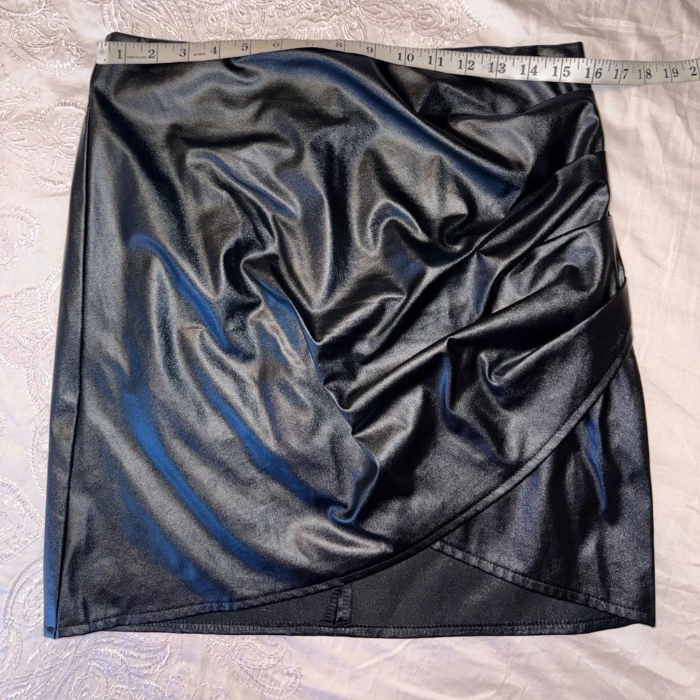 SHEIN Black Faux Leather Ruched Mini Skirt Draped Side Size L